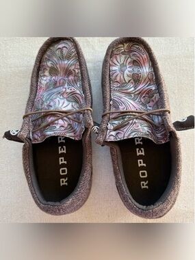 Roper Women’s Tooled Moc-Size: 5 (True to Size)-Color: Multi-Elastic Shoe Laces